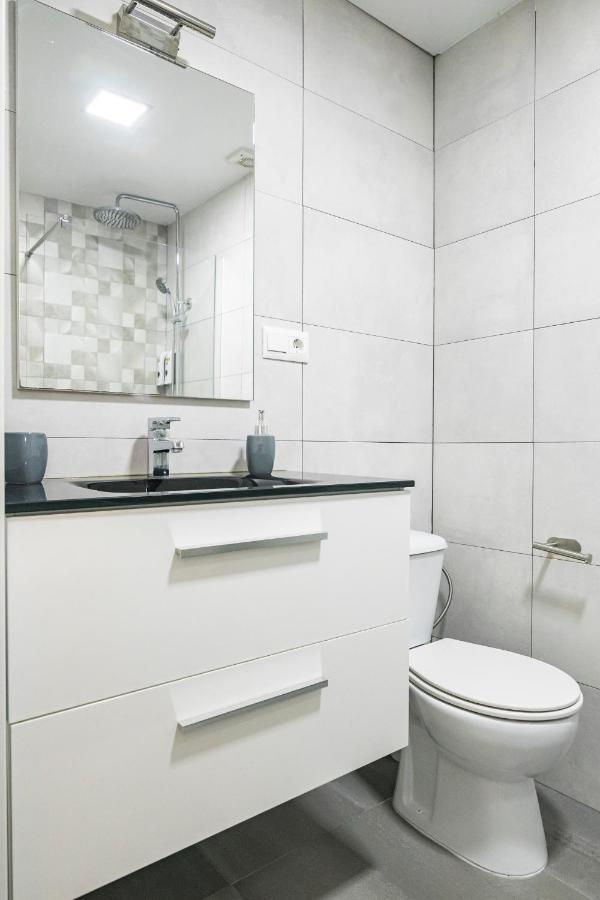 Mediterraneo Apartment Малага Екстер'єр фото